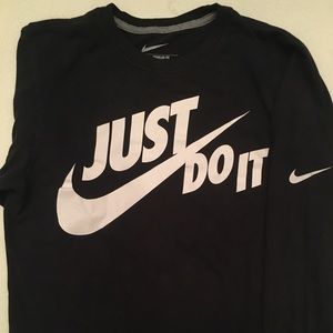 Men’s Nike long sleeve
